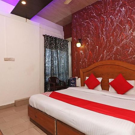 Oyo 72429 New Abhinandan Hotel Amroha Екстериор снимка