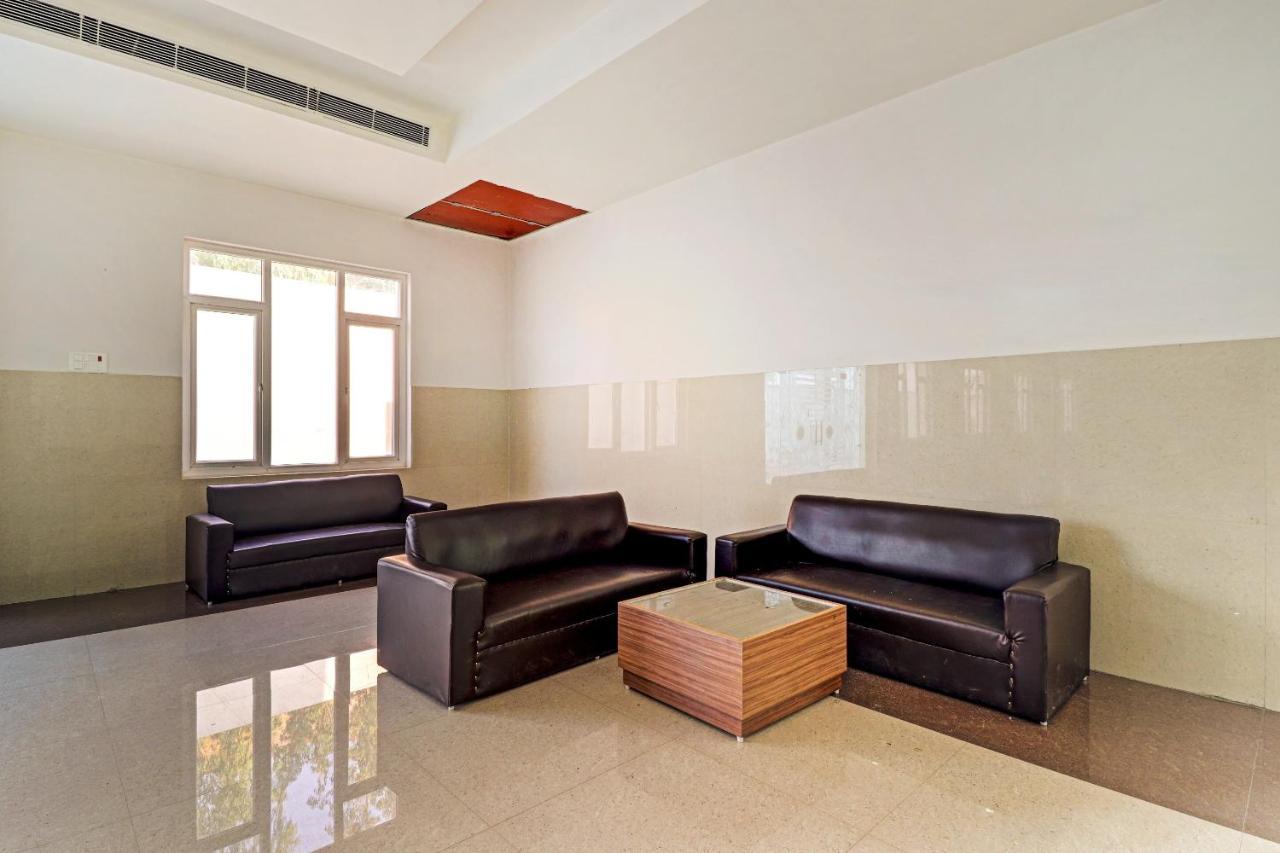 Oyo 72429 New Abhinandan Hotel Amroha Екстериор снимка