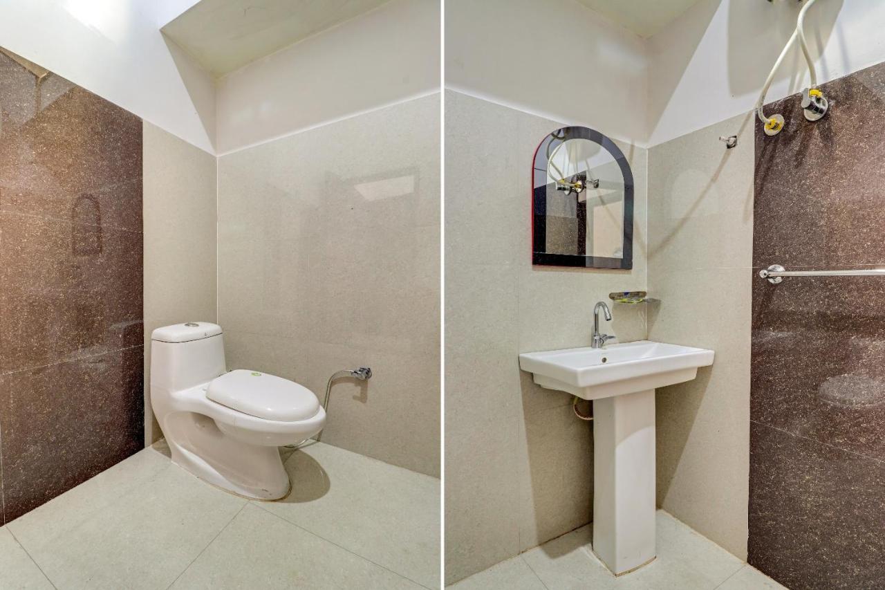 Oyo 72429 New Abhinandan Hotel Amroha Екстериор снимка
