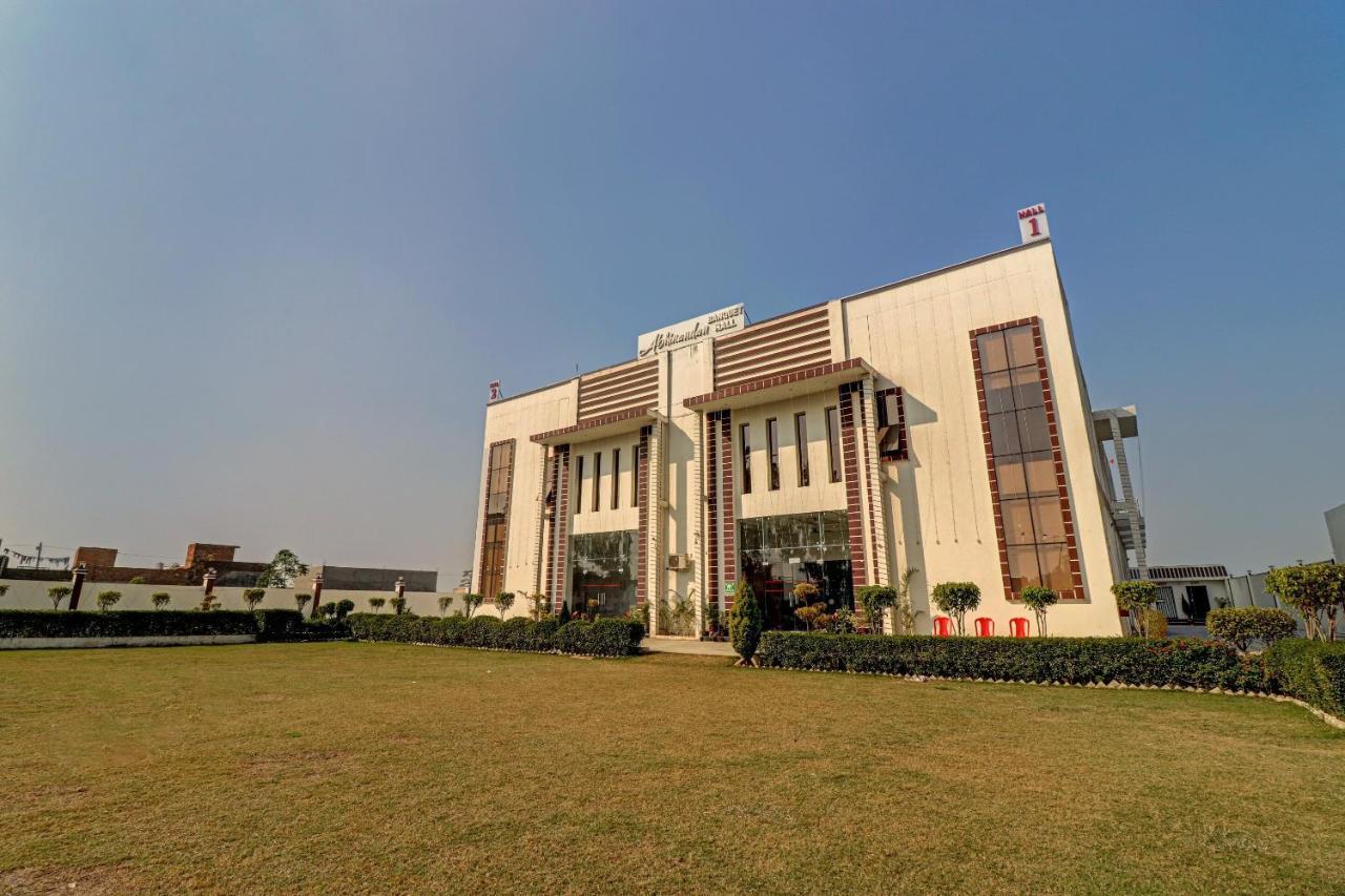 Oyo 72429 New Abhinandan Hotel Amroha Екстериор снимка